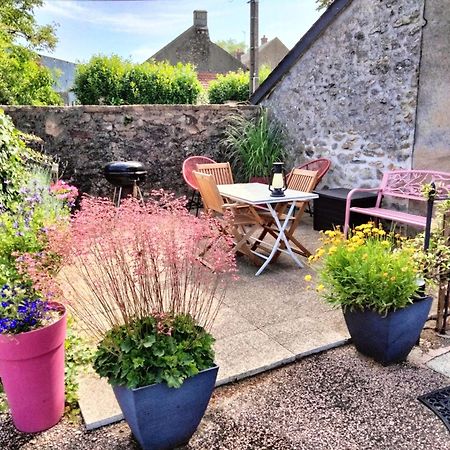 Appartement Dans Le Morvan 16 Min De L'Autoroute Beauvilliers  エクステリア 写真